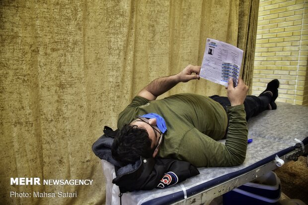 نذر خون در مسجد گلشن