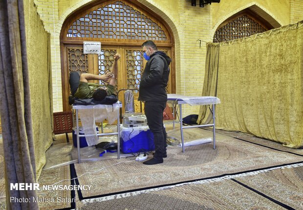 نذر خون در مسجد گلشن