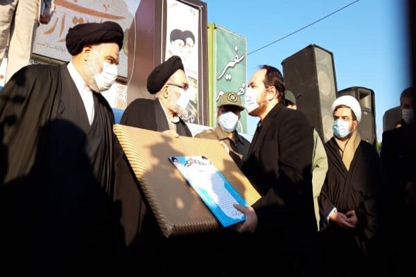 دشمن بداند که با ترورهای ناجوانمردانه مسیر رشد کشور منحرف نمی شود