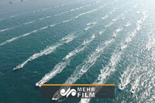 VIDEO: Basiji maritime exercise held in shores of Assaluyeh