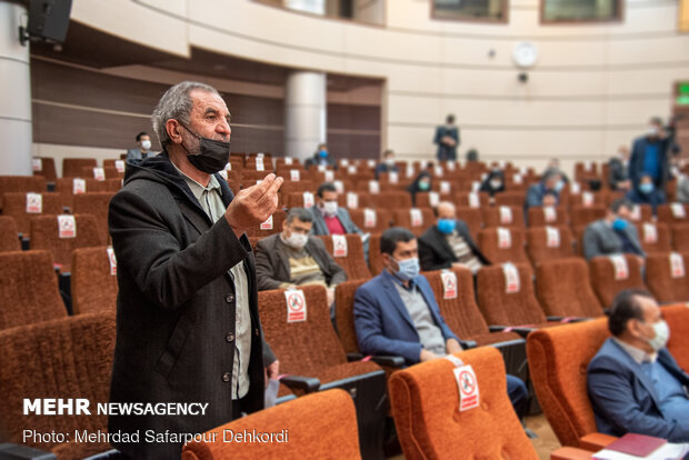 جلسه شورای گفتگوی دولت و بخش خصوصی استان چهارمحال و بختیاری