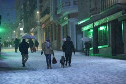 Kar fırtınasına teslim olan İspanya'da 'kırmızı alarm' verildi