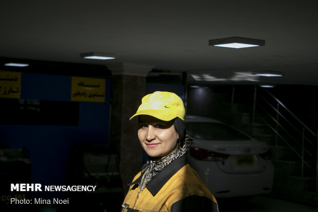 1st female mechanic in Tabriz