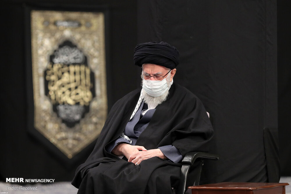 رہبر معظم انقلاب اسلامی کی موجودگی میں ایام فاطمیہ کی مناسبت سے مجلس عزا منعقد