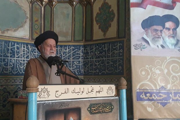 ملت ایران با بدخواهان نظام مذاکره و معامله نمیکنند