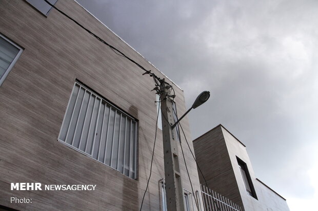 افزایش روزافزون انشعابات غیر قانونی برق در ناحیه منفصل شهری نایسر سنندج
