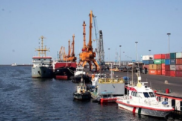 تخلیه 19 میلیون تن کالای اساسی طی 10 ماه در بنادر کشور