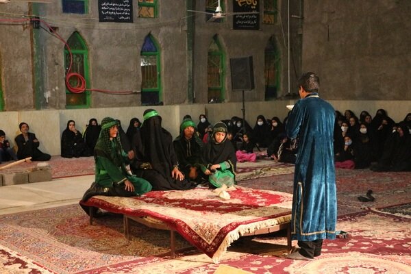 مجلس تعزیه شهادت حضرت زهرا (س) در روستای ده زیار کرمان برگزار شد