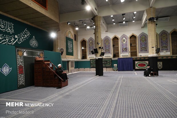 Leader attends mourning ceremony of Hazrat Fatemeh (PBUH) 