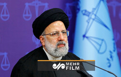 واکنش رئیسی به تحریم ستاد اجرایی فرمان امام