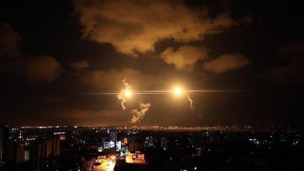 شلیک ۱۰ راکت فلسطینی به سوی شهرک‌های صهیونیست نشین در نوارغزه