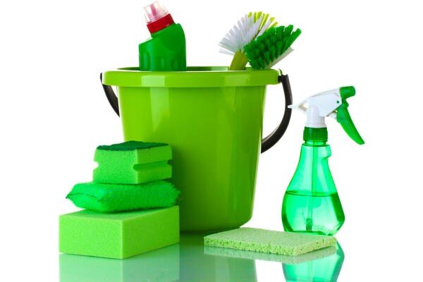 نظافت منزل، خانه تکانی عید و شرکت‌های خدماتی