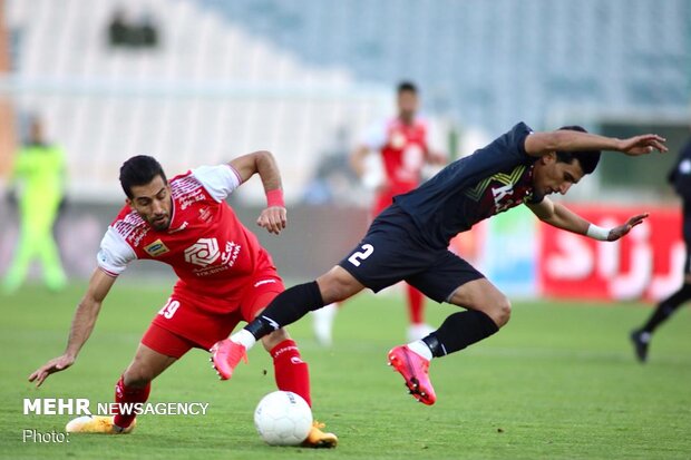 اعتراض باشگاه پرسپولیس به قضاوت جنجالی داور دیدار با فولاد