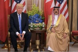 اعطای نشان لیاقت به پادشاه بحرین از سوی ترامپ/ جایزه برای ناقضان حقوق بشر