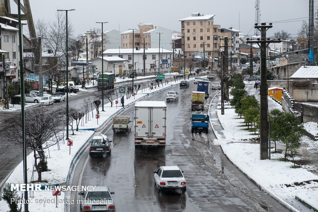 Winter snow whitens Rasht
