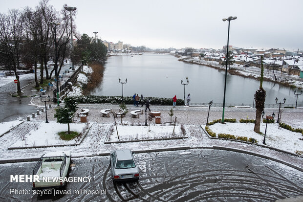 Winter snow whitens Rasht
