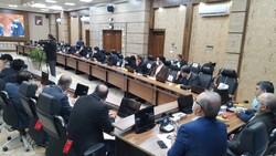 حضور اعضای کمیسیون صنایع در استان مرکزی تشریفاتی نیست