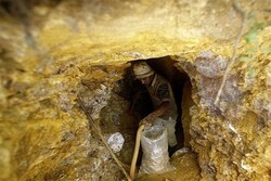 گواهی کشف بزرگترین معدن طلای ایران در سیستان و بلوچستان صادر شد