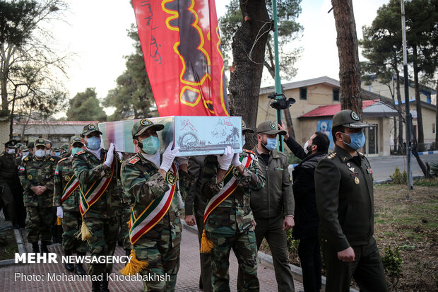 مراسم وداع با پیکر شهید گمنام دفاع مقدس