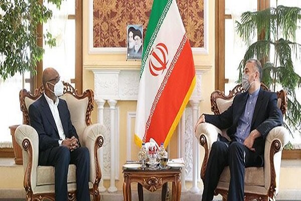 ایران همواره به دنبال همکاری با کشورهای دوست و همسایگان است