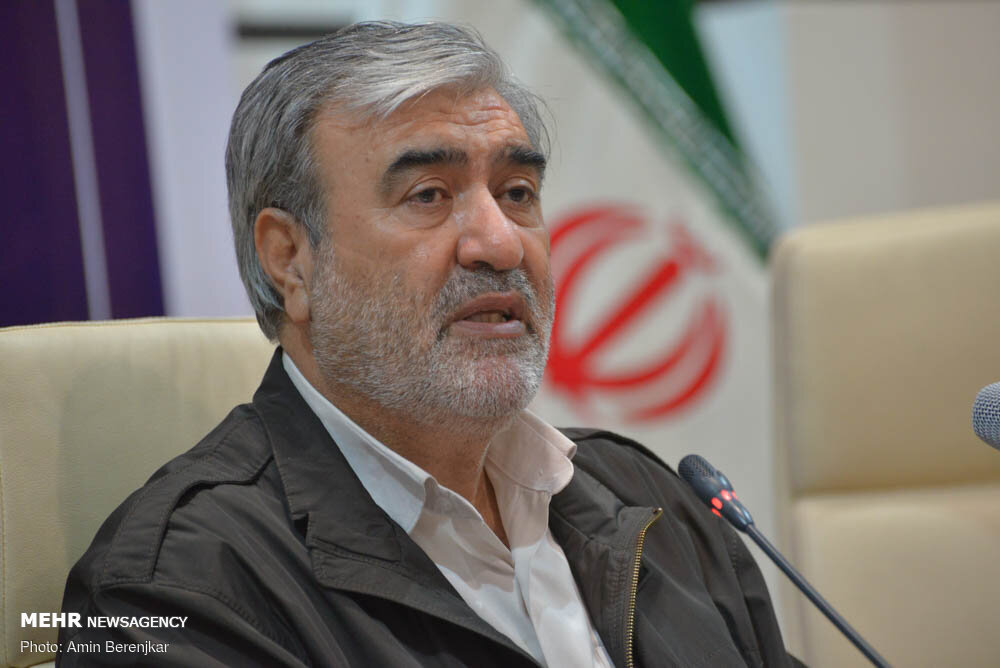رئیسی هیئتی به خوزستان اعزام کند/ دولتِ تدبیر به مشکلات مردم بی‌توجه است