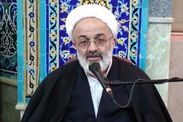 برخی مسئولان سابق آرادان را زمین زدند/ مردم دلسوز میخواهند برخی مسئولان سابق آرادان را زمین زدند/ مردم دلسوز میخواهند