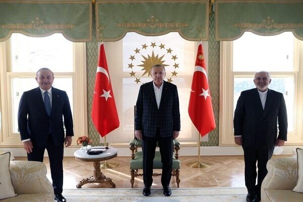 FM Zarif meets with Turkish President to discuss mutual ties 