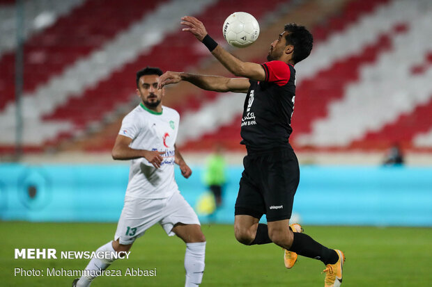 Persepolis gains 2-1 victory over Machine Sazi
