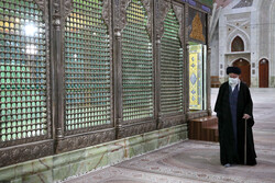 Ayat. Khamenei's visit to Imam Khomeini Mausoleum