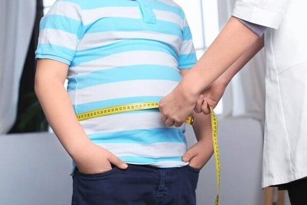 روند سریع چاقی در کودکان ناشی از سبک زندگی غلط است