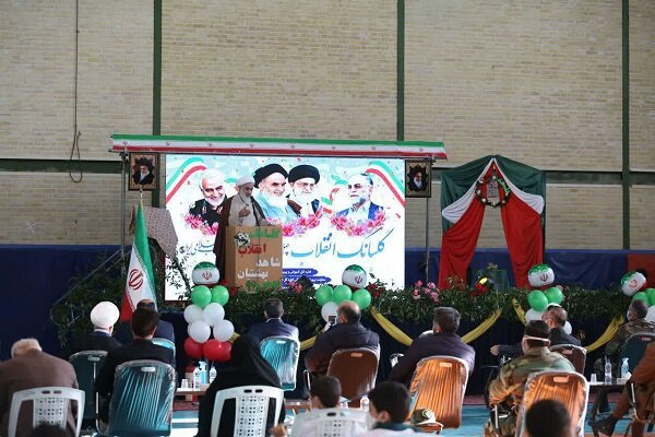 دانش‌آموزان نیروهای محرک انقلاب اسلامی هستند