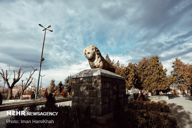 Shir Sangi, Median stone lion, in Hamedan