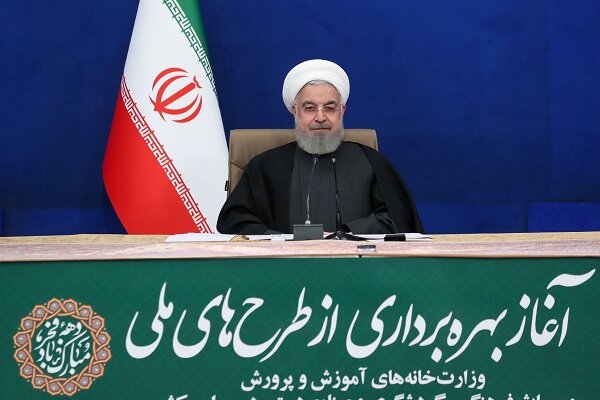 Ruhani: İran'a milyonlarca doz aşı gelecek
