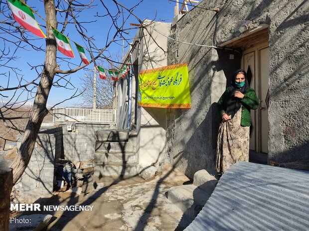 ‌گرامیداشت ایام پیروزی انقلاب اسلامی در روستای «نران»سنندج
