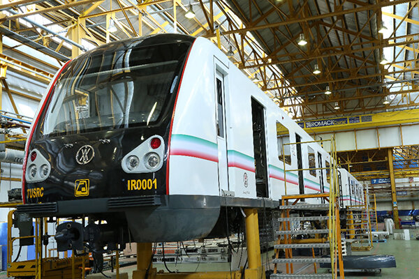 First home-made metro carriage unveiled by Pres. Rouhani