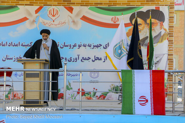 اهدای جهیزیه به نوعروسان خوزستانی