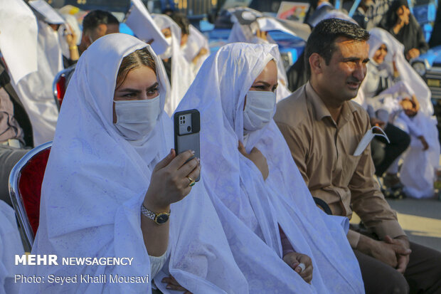 اهدای جهیزیه به نوعروسان خوزستانی