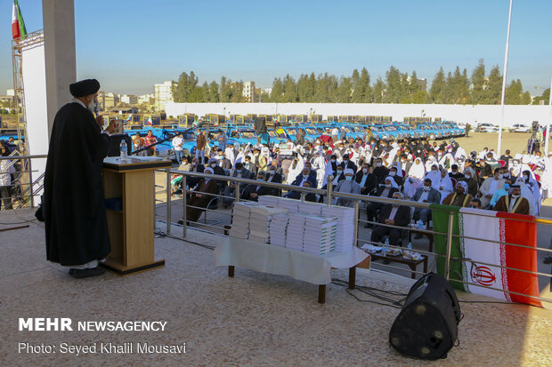 اهدای جهیزیه به نوعروسان خوزستانی