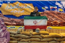 هیمنه پوشالی غرب توسط انقلاب اسلامی به چالش کشیده شده است