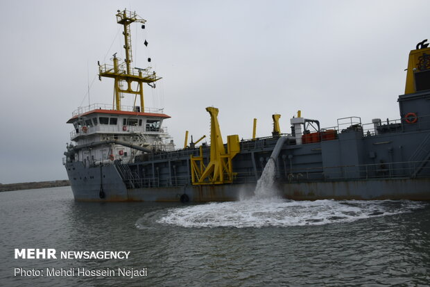 Dredging operation in Astara port
