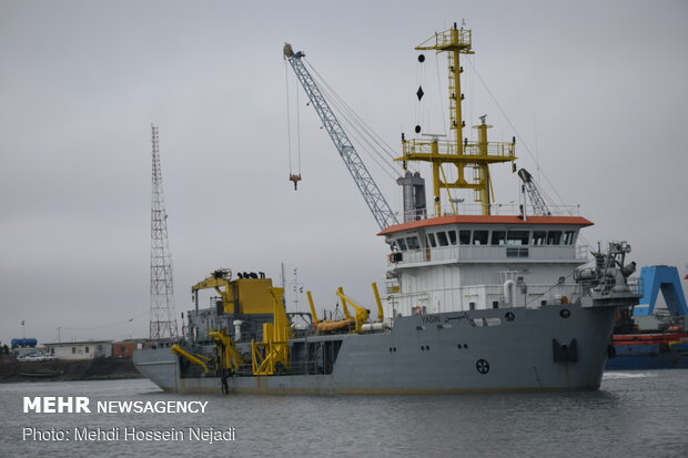 Dredging operation in Astara port
