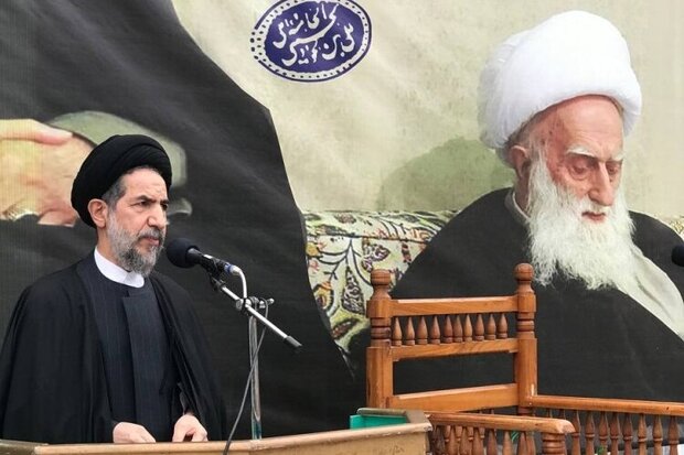  اقتدار ایران اسلامی دستاورد مرجعیت فقیه و عادل است