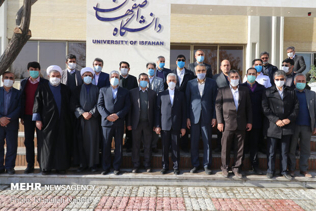 سفر یک روزه وزیر علوم به اصفهان
