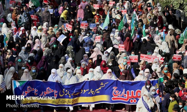 راهپیمایی روز همبستگی با کشمیر در پاکستان