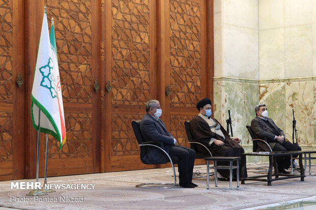 مراسم تجدید میثاق شهردار و اعضای شورای شهر تهران با آرمان های امام (ره)