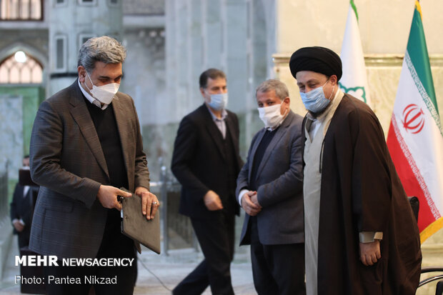 Tehran Mayor renews allegiance with Imam Khomeini ideals