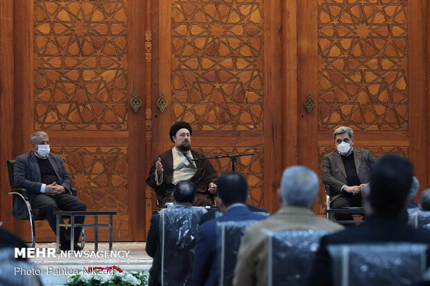 Tehran Mayor renews allegiance with Imam Khomeini ideals