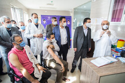 آغاز تزریق واکسن کرونا در قزوین