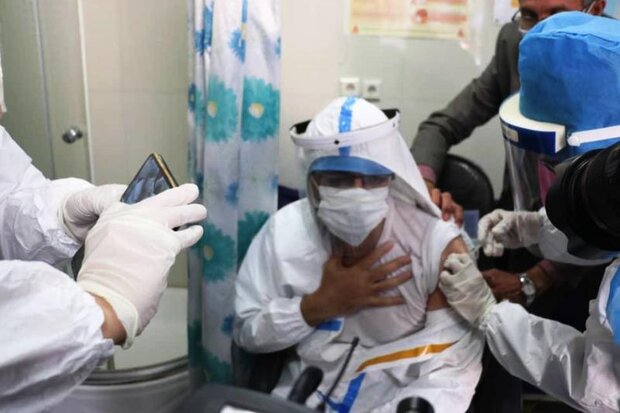 اولین واکسن کرونا در خوزستان تزریق شد - خبرگزاری مهر | اخبار ایران و جهان |  Mehr News Agency