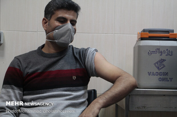 آغاز واکسیناسیون کرونا در بوشهر